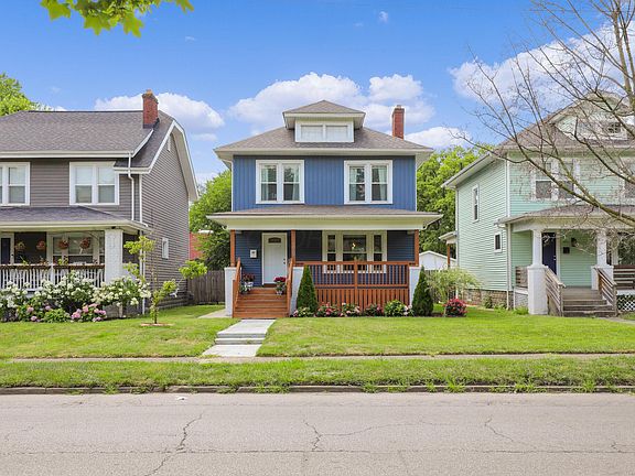 3rd image of 579 Fairwood Ave