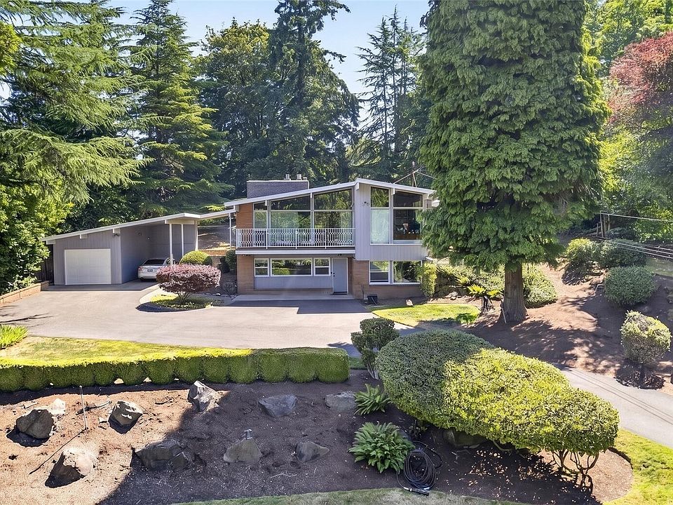 1st image of 17438 6th Avenue SW