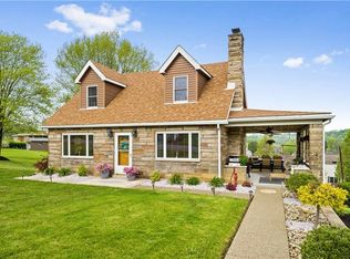 9041 Dogwood St, Westmoreland City, PA 15692