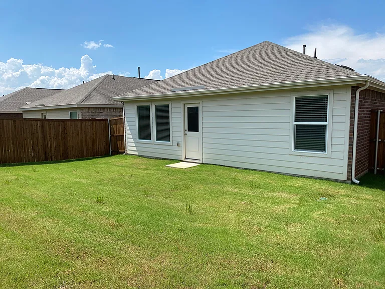 816 Dressage Ln — Photo 22