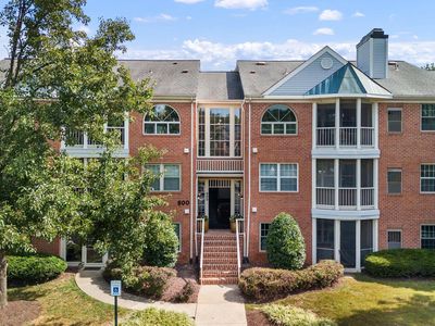800 Amber Tree Ct APT 303, Gaithersburg, MD, 20878