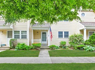 10 Hancock Cmns, Yaphank, NY 11980