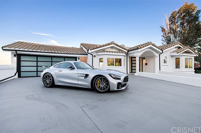 1st image of 5096 Llano Dr