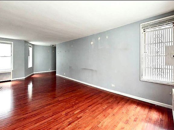 4th image of 340 E 58th St APT 2D