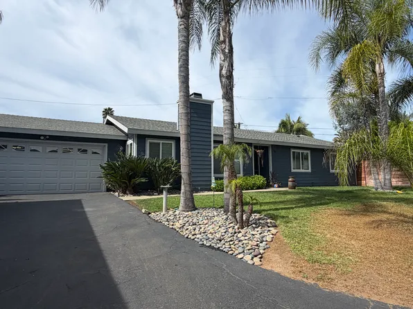 1906 Northbrook Ct, Vista, CA 92083