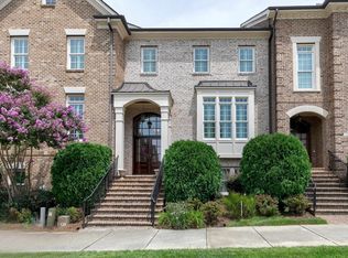 7556 McCrimmon Pkwy, Cary, NC 27519