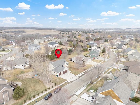 4th image of 2359 Scenic Point Dr SW