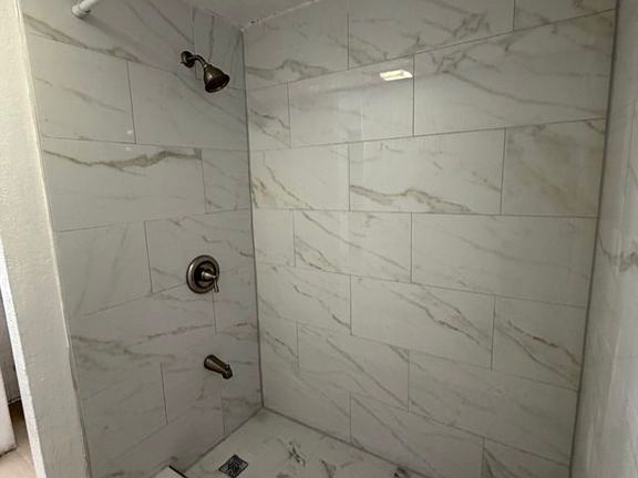 4th image of 4106 Timberline Dr