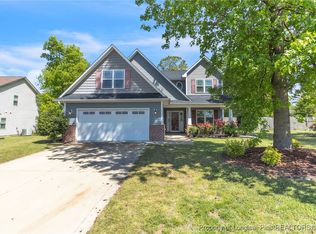 4655 Cedar Pass Dr, Hope Mills, NC 28348