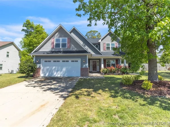 4655 Cedar Pass Dr, Hope Mills, NC 28348