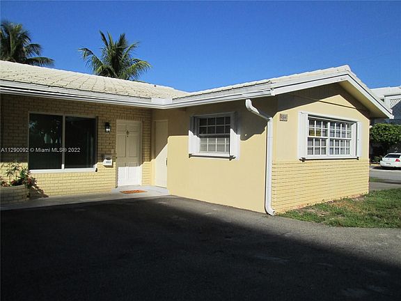 2nd image of 4841 Bayview Dr Unit 1-2