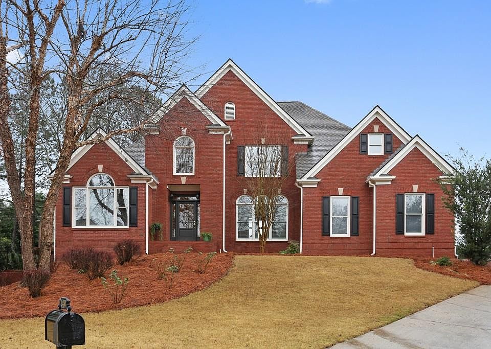 2nd image of 1430 Caribou Way
