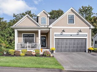 10 Del Ray Dr #10, Windham, NH 03087