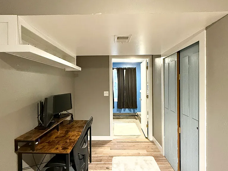 4555 Genoa St — Photo 22
