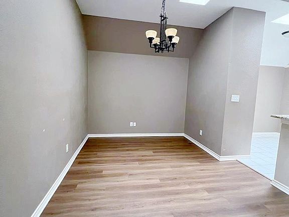5th image of 8436 Grand Canyon Dr