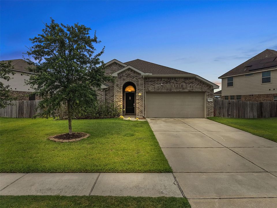 1st image of 4331 Oakdale Mist Dr