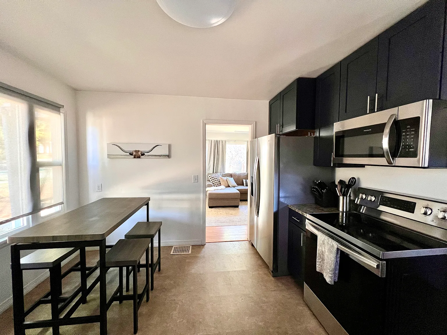 4 bed, 1510 sqft, $2,200 — Photo 4