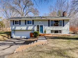 5611 Woodland Rd, Minnetonka, MN 55345