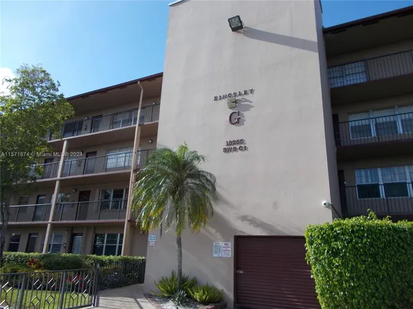 13255 SW 9th Ct APT 218G, Pembroke Pines, FL 33027