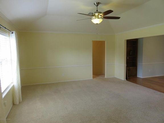 4th image of 6814 Michelle Dr