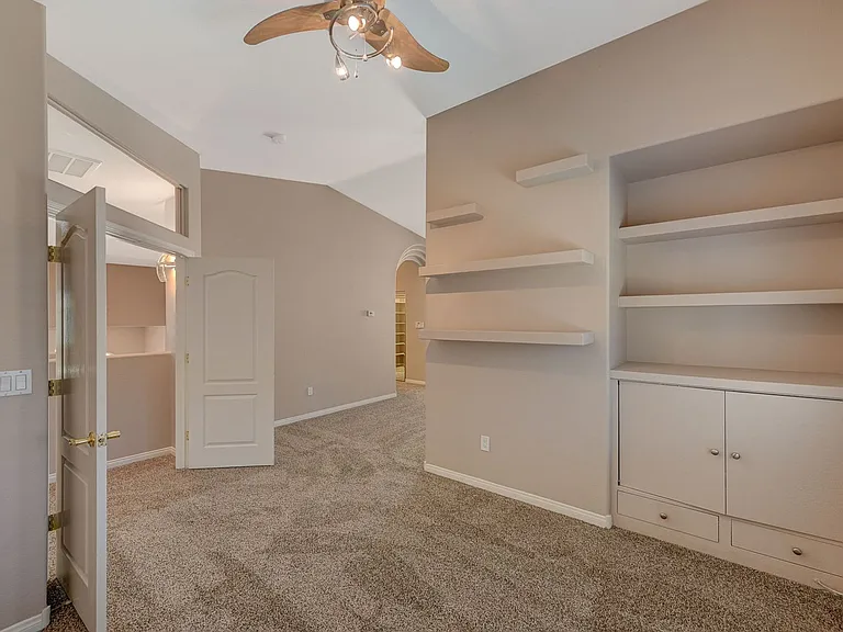 1934 Grey Eagle St — Photo 32