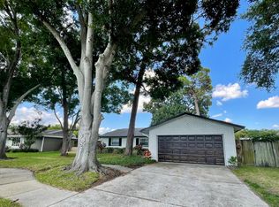 8887 124th Way, Seminole, FL 33772