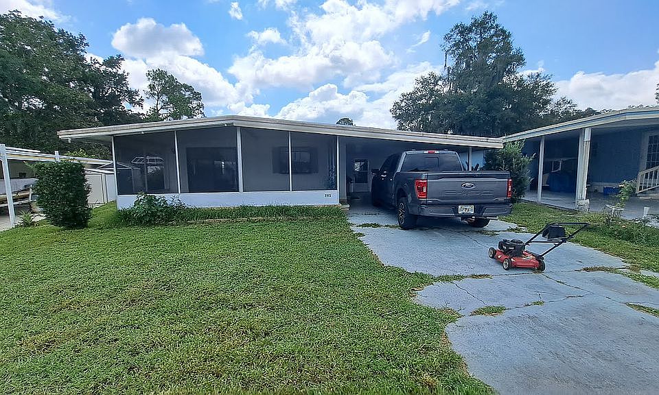 1st image of 795 Sandi Dr