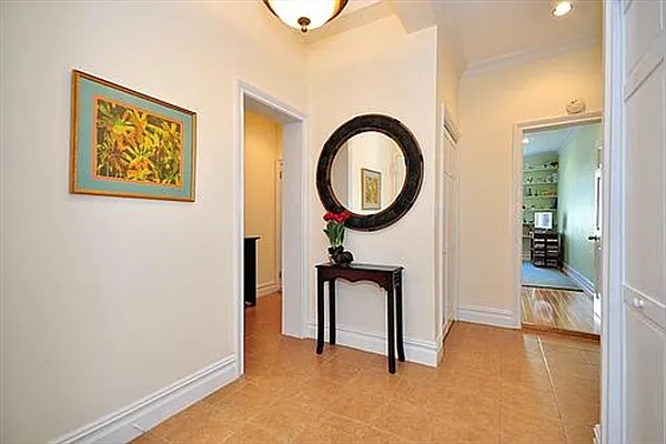 Sold by Citi Habitats | media 10