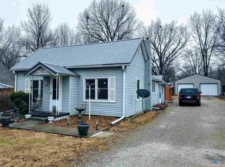 802 Augusta St, Clinton, MO 64735