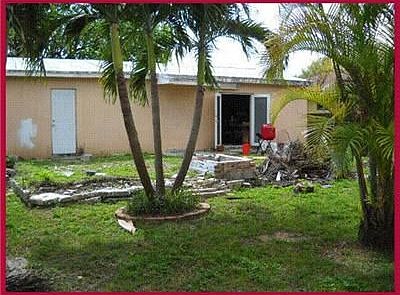 2nd image of 7111 SW 42nd St