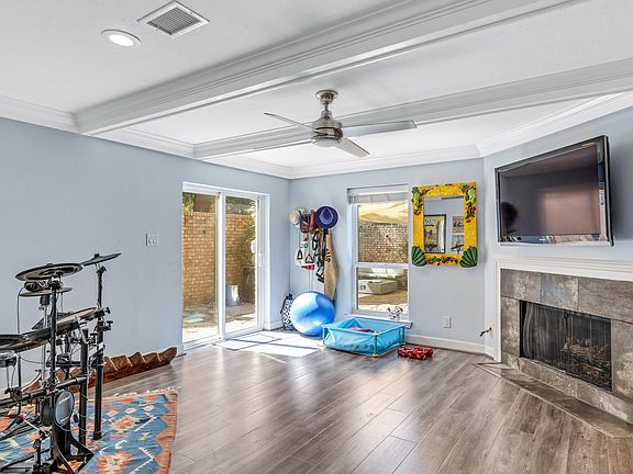 3rd image of 1017 Nantucket Dr #A
