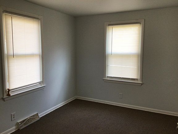 5th image of 3115 S Sterling Ave