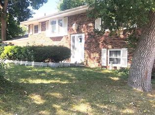 1408 E Sylvan Cir, Brandon, SD 57005