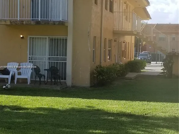 7121 SW 129th Ave APT 1, Miami, FL 33183