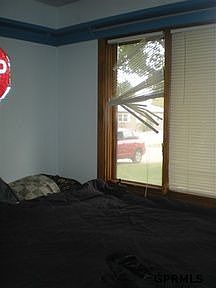 3rd image of 6065 Hillsdale Ave