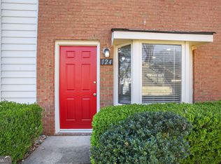 124 Holcomb Ferry Rd, Roswell, GA 30076