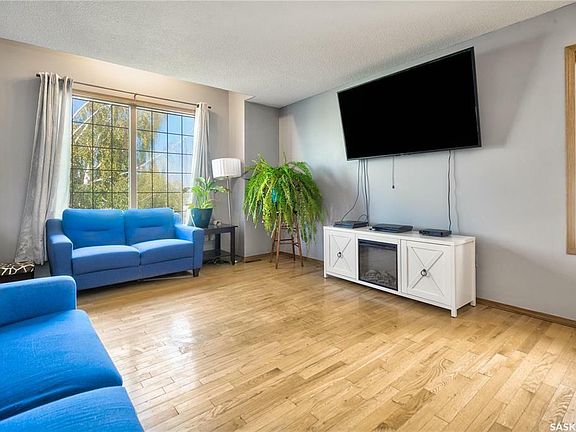 4th image of 479 Mahon Dr