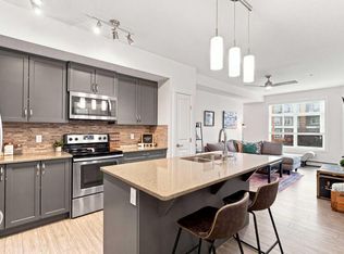 3727 Sage Hill Dr NW #1217, Calgary, AB T3R 1T7