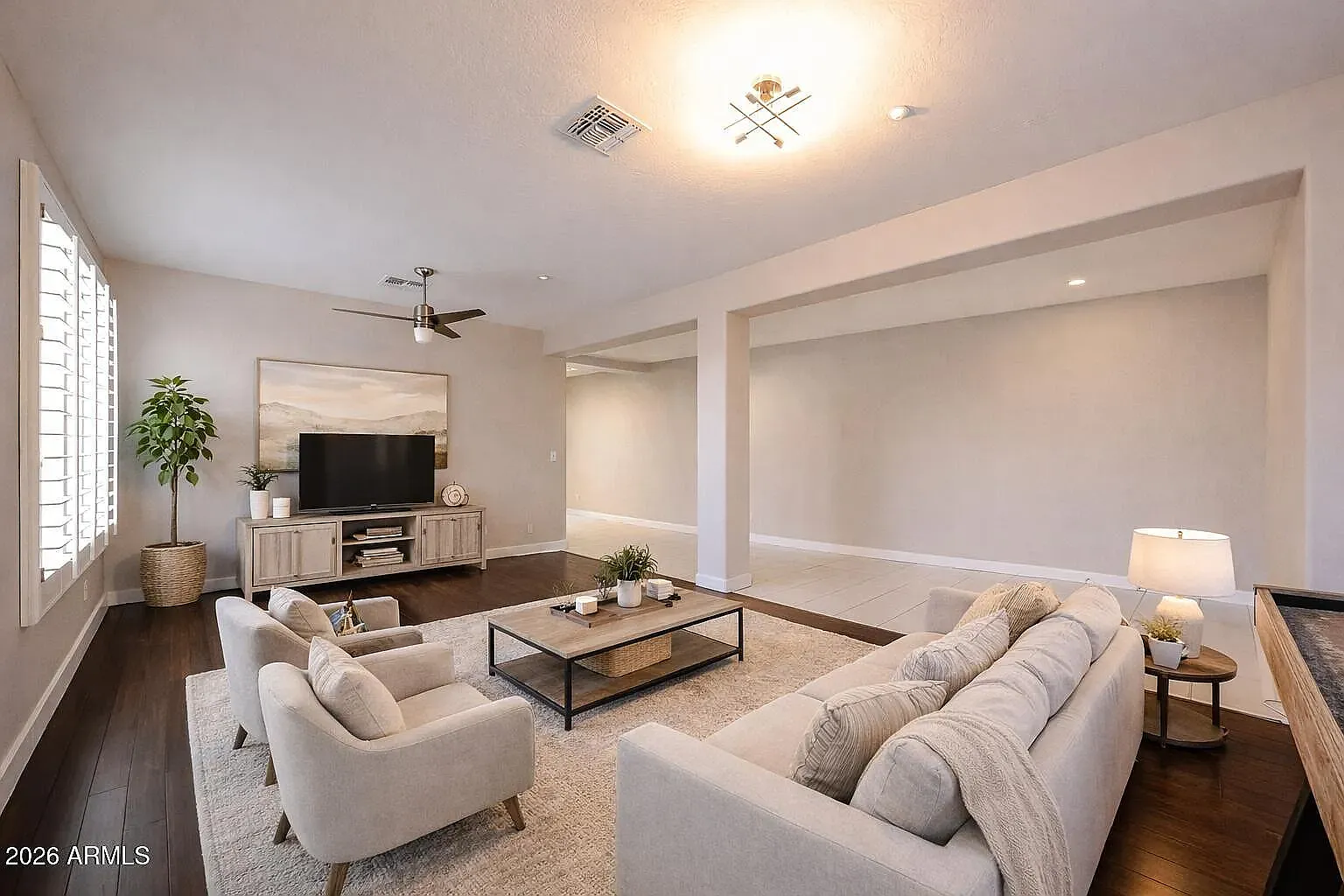 3 bed, 2082 sqft, $3,000 — Photo 1