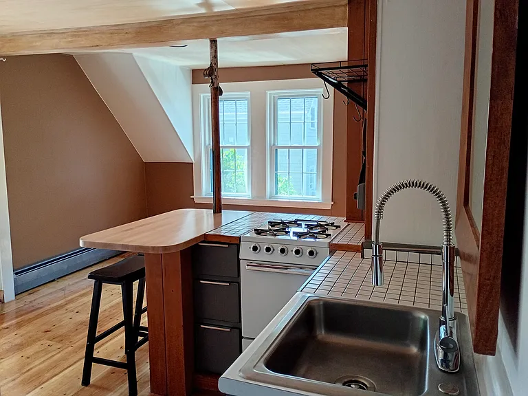 13 Parker St #B — Photo 19