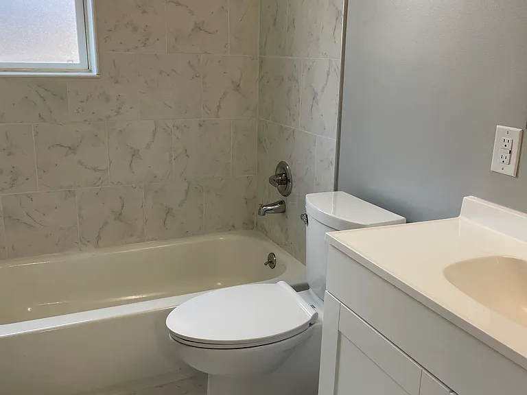 Tor View Village Apartments — Photo 26