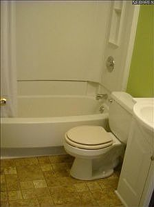 4th image of 1303 Idlewood Ave