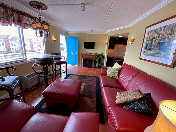 2nd image of 831-35-807 8th Street Ave #204