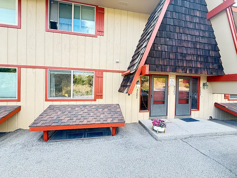 170 Evergreen Rd #D202 — Photo 10