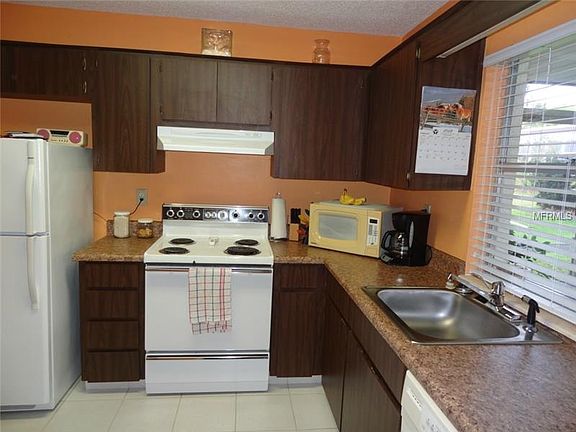 5th image of 10709 Mira Vista Dr