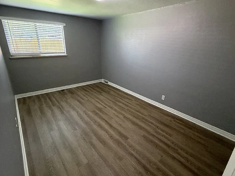 1 bed, 1.0 bath, 620 sqft, $1,350 — Photo 16