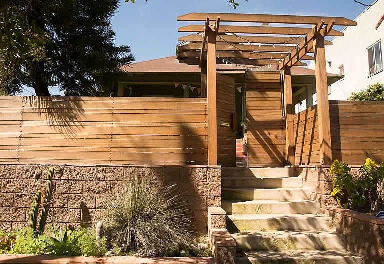 1143 N Benton Way — Photo 3