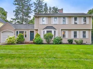 90 Gleason Rd, Lexington, MA 02420