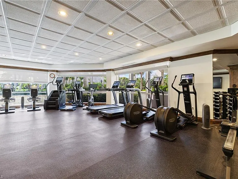 4021 Gulf Shore Blvd N #1804 — Photo 43