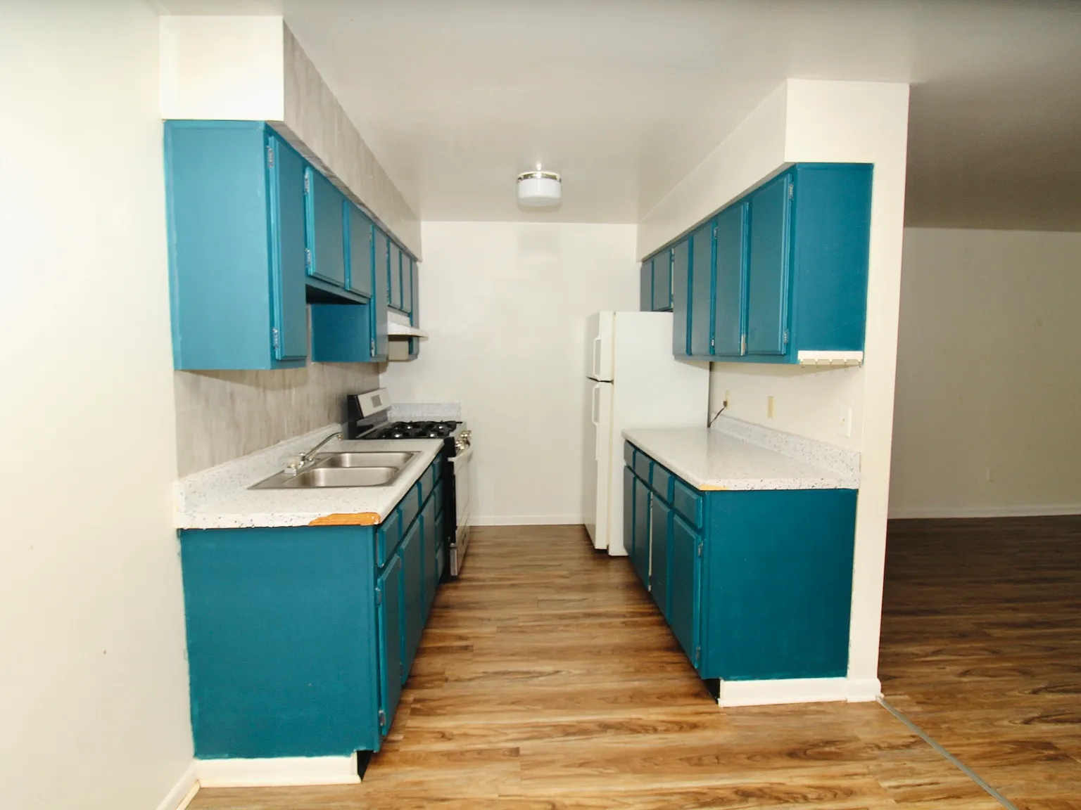 2 bed, 800 sqft, $750 — Photo 3